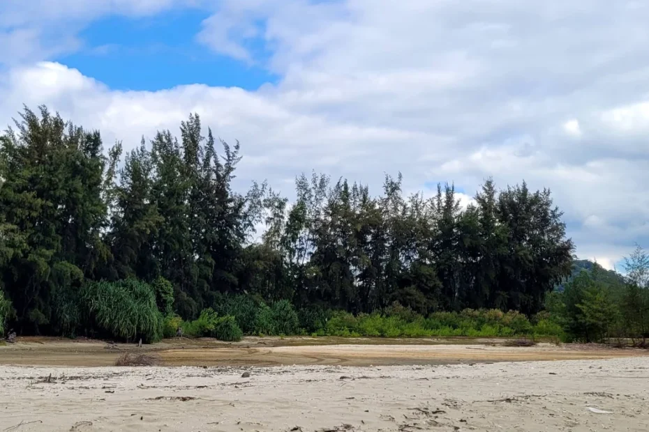 Baludera Beach in Baratang